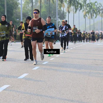 Runner Photo 6997769
