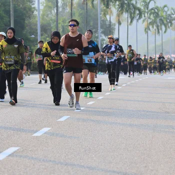 Runner Photo 6997770