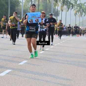 Runner Photo 6997781