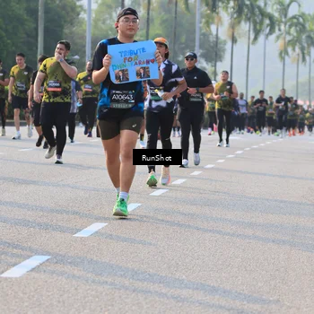 Runner Photo 6997799