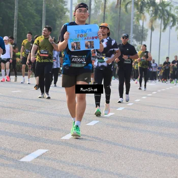 Runner Photo 6997802