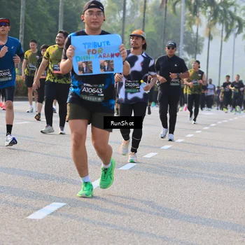Runner Photo 6997803
