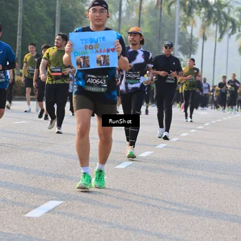 Runner Photo 6997811