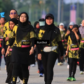 Runner Photo 6997813