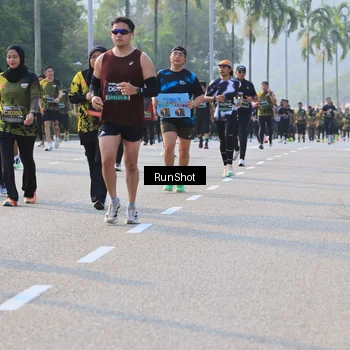 Runner Photo 6997860