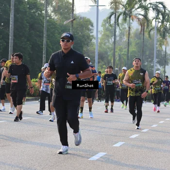 Runner Photo 6997866