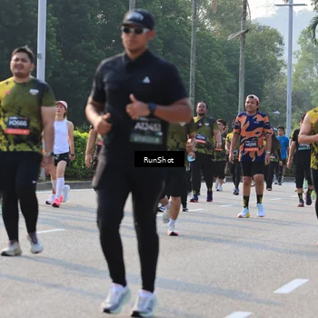Runner Photo 6997880