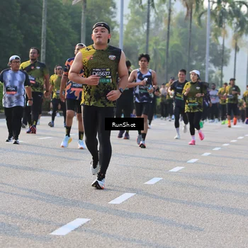 Runner Photo 6997881