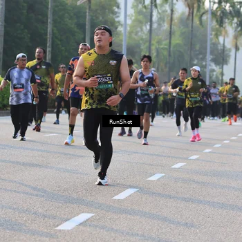 Runner Photo 6997883