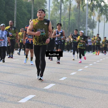 Runner Photo 6997894