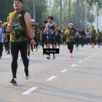 Runner Photo 6997898