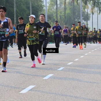 Runner Photo 6997920