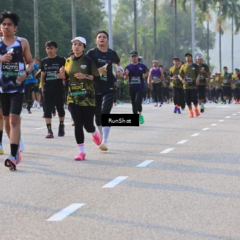 Runner Photo 6997921