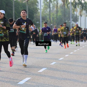 Runner Photo 6997923