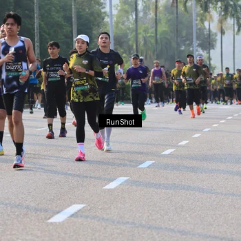 Runner Photo 6997924