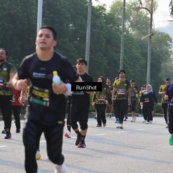 Runner Photo 6997928