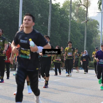 Runner Photo 6997929