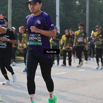 Runner Photo 6997942