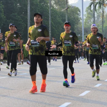 Runner Photo 6997947