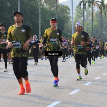 Runner Photo 6997953