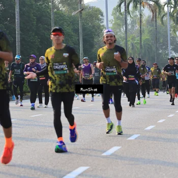 Runner Photo 6997955