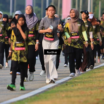 Runner Photo 6997982