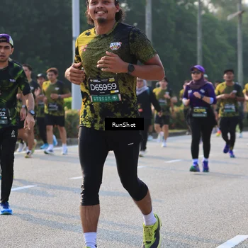 Runner Photo 6997983