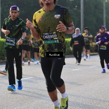 Runner Photo 6997987