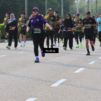 Runner Photo 6997989