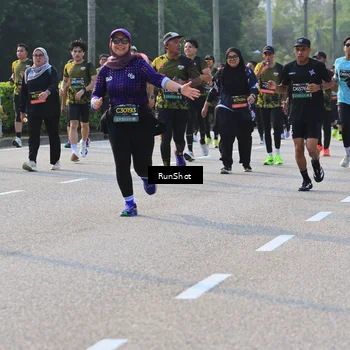 Runner Photo 6997993