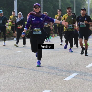 Runner Photo 6997998