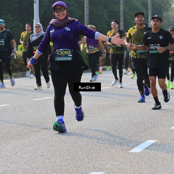 Runner Photo 6998015