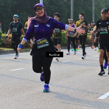 Runner Photo 6998024