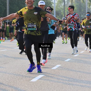 Runner Photo 6998032