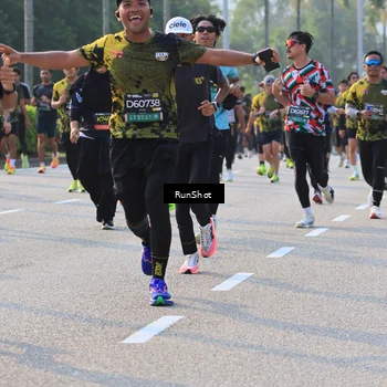 Runner Photo 6998033