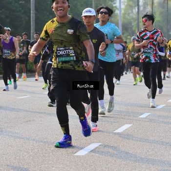 Runner Photo 6998040