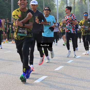 Runner Photo 6998045