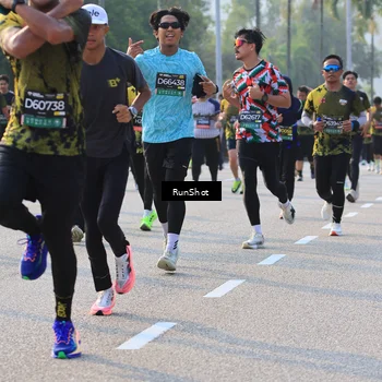 Runner Photo 6998046