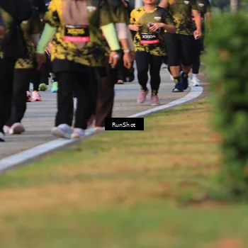 Runner Photo 6998049
