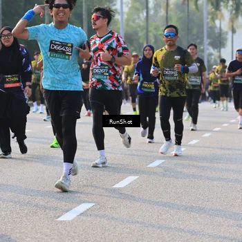 Runner Photo 6998056