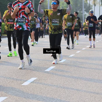 Runner Photo 6998063