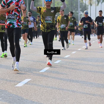 Runner Photo 6998068