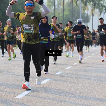 Runner Photo 6998075