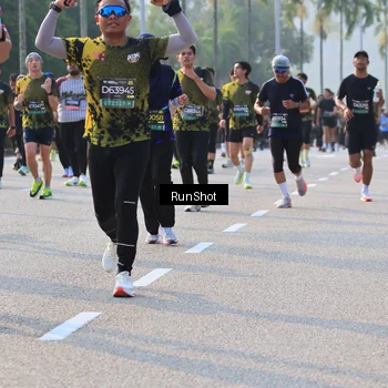 Runner Photo 6998089
