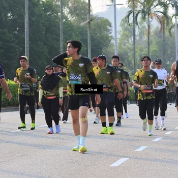 Runner Photo 6998123