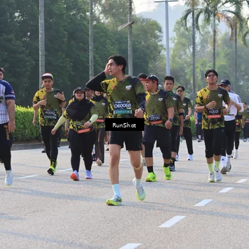 Runner Photo 6998125