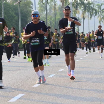 Runner Photo 6998128