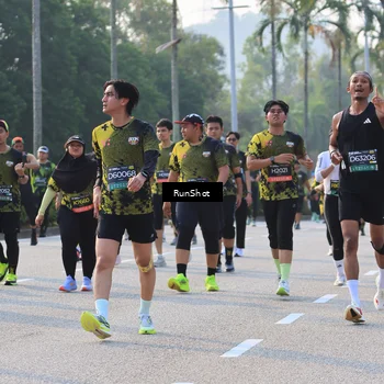 Runner Photo 6998131