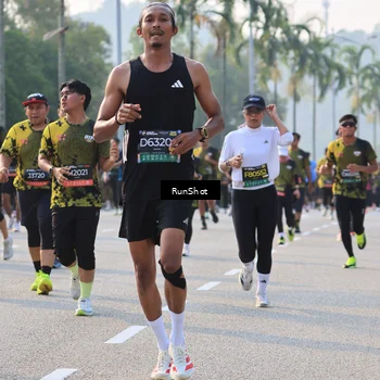 Runner Photo 6998137