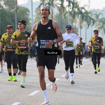 Runner Photo 6998141